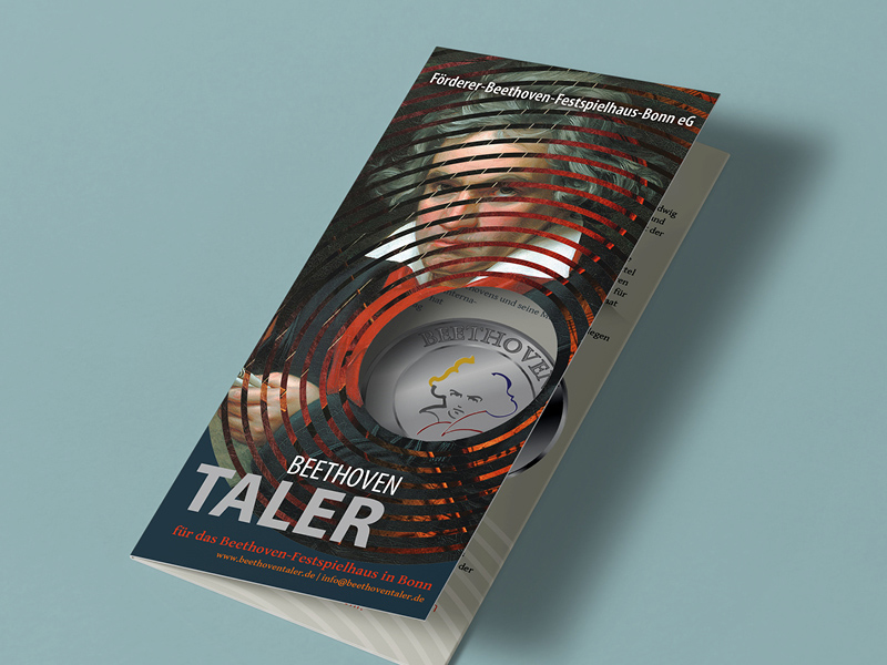 Faltflyer mit Stanzung